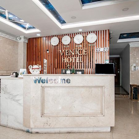 Venice Hotel Ho Chi Minh City Exterior photo